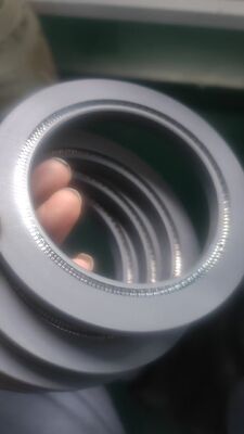 Sceaux en PTFE alimentés par ressort, joints d'huile pour roues de remorque, applications hydrauliques et plus encore